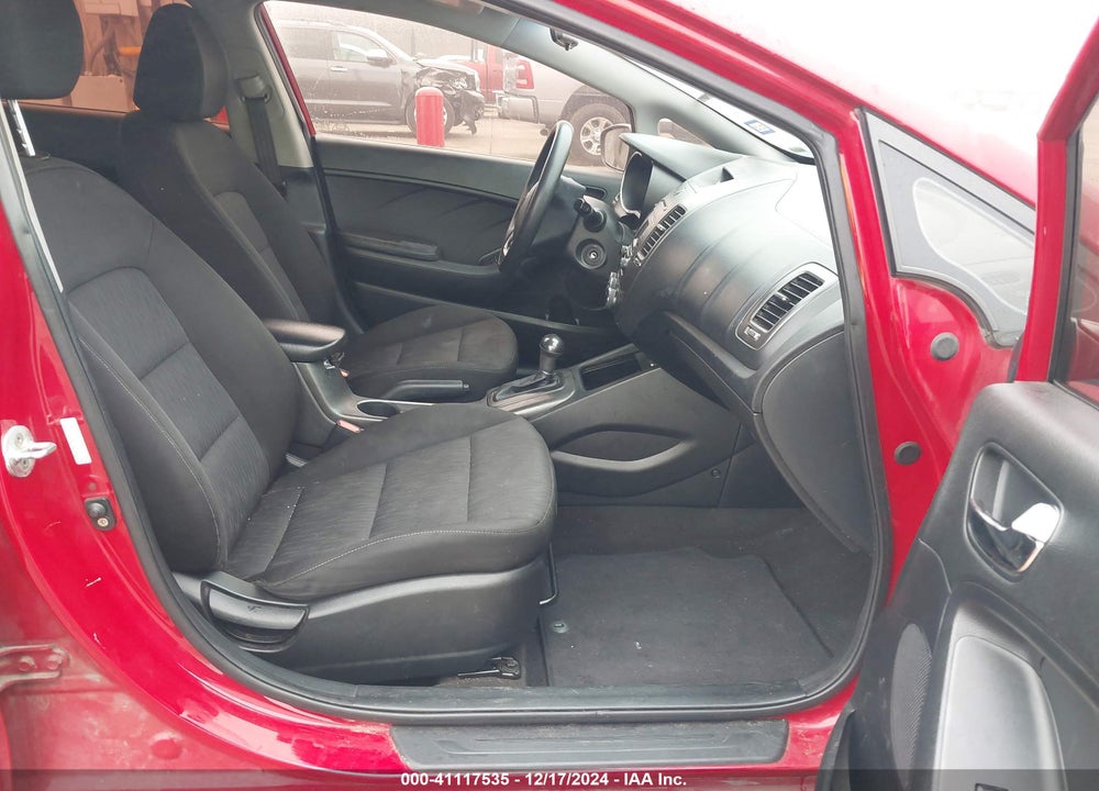 2016 KIA FORTE VIN: KNAFK4A69G5607667