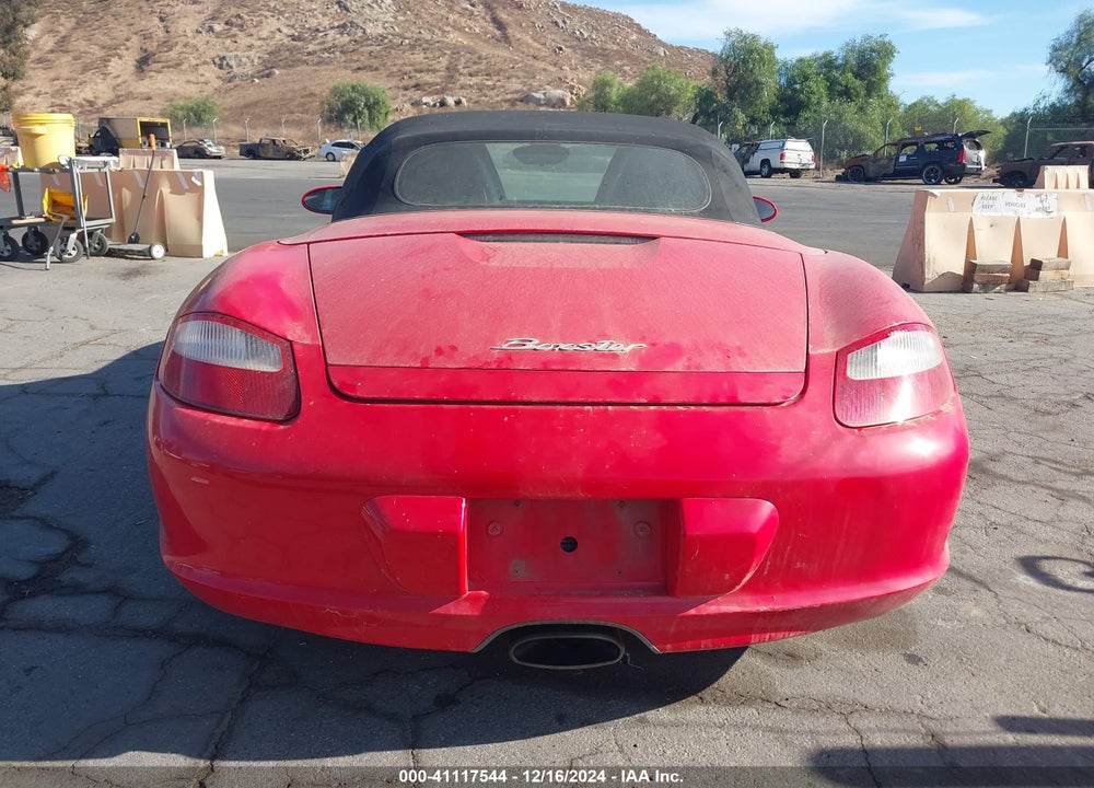 2005 PORSCHE BOXSTER VIN: WP0CA29895S710654