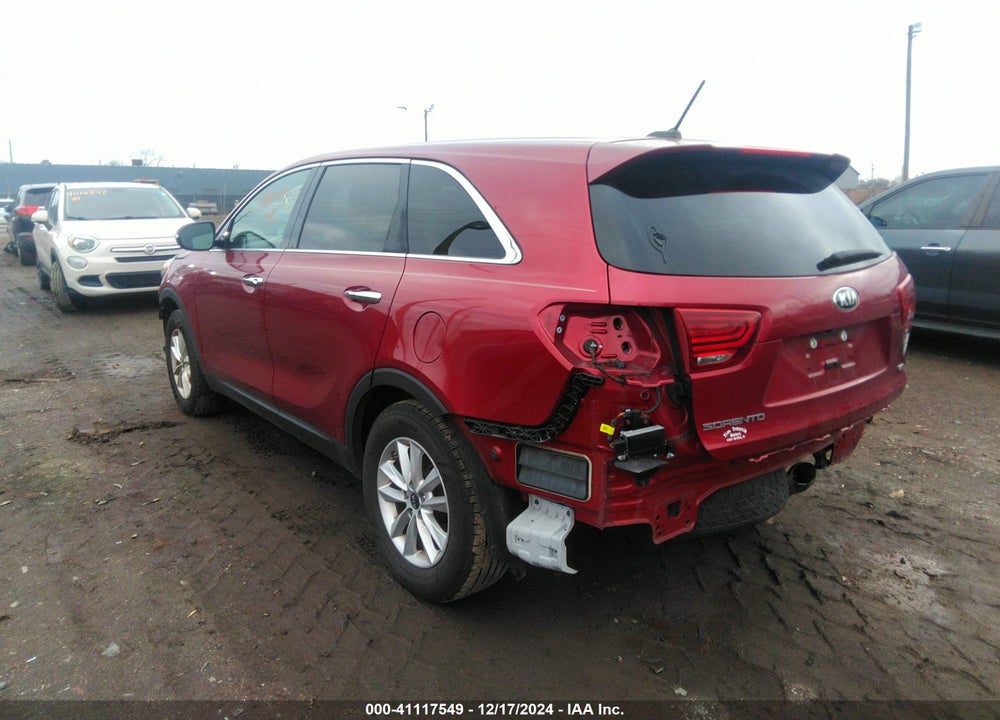 2019 KIA SORENTO 2.4L LX VIN: 5XYPG4A35KG469091