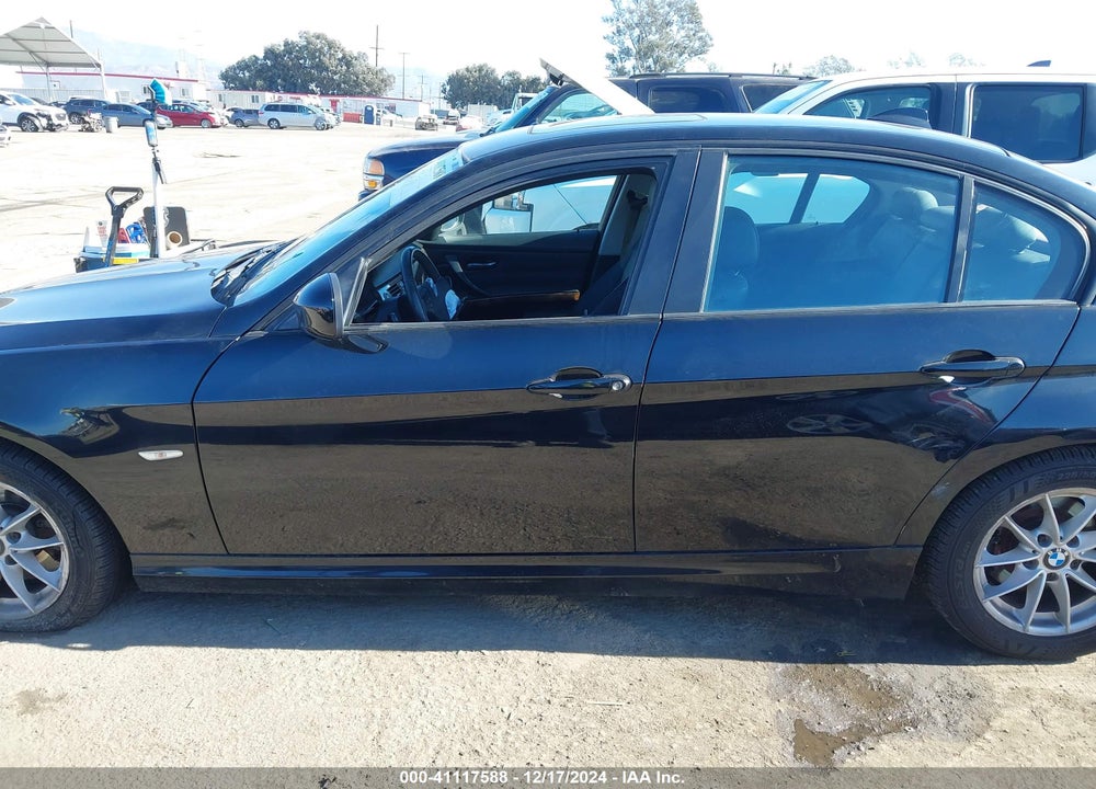 2010 BMW 328 VIN: WBAPH7G51ANM53742
