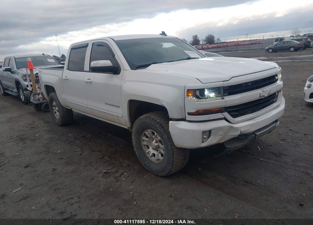 2017 CHEVROLET SILVERADO 1500 2LT VIN: 3GCUKREC9HG218397
