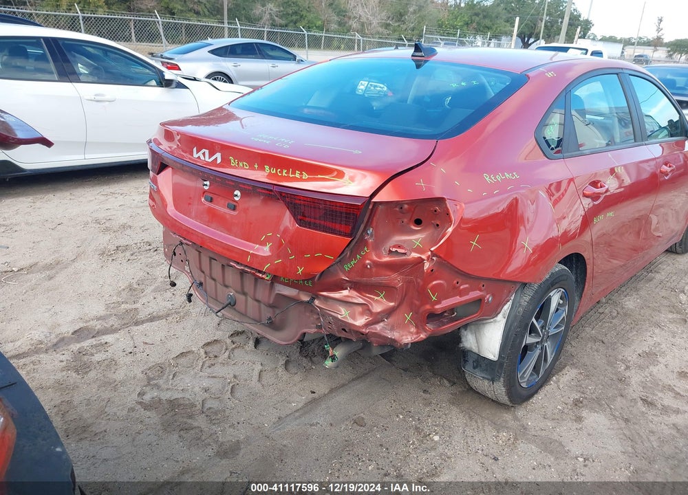 2022 KIA FORTE VIN: 3KPF24AD0NE420935