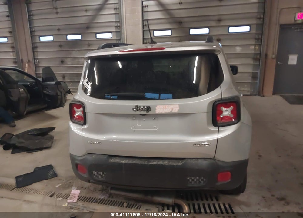 2016 JEEP RENEGADE VIN: ZACCJBBT4GPD44934