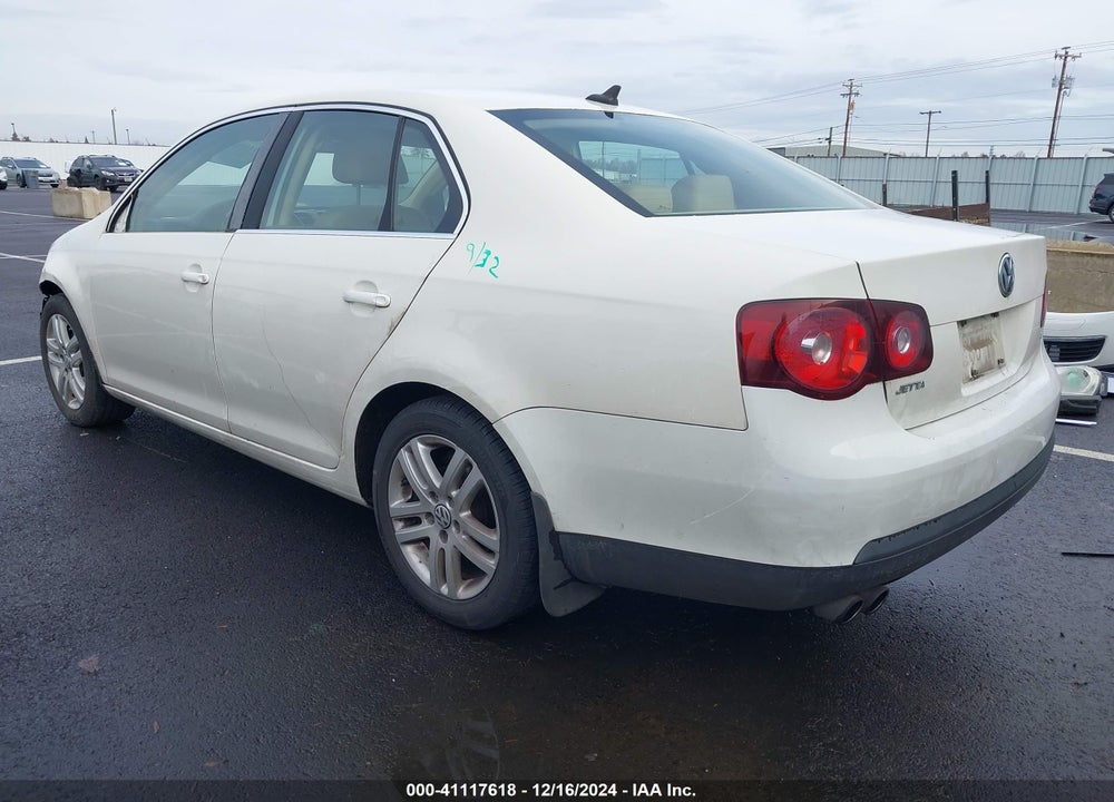 2008 VOLKSWAGEN JETTA VIN: 3VWRM71K68M087459