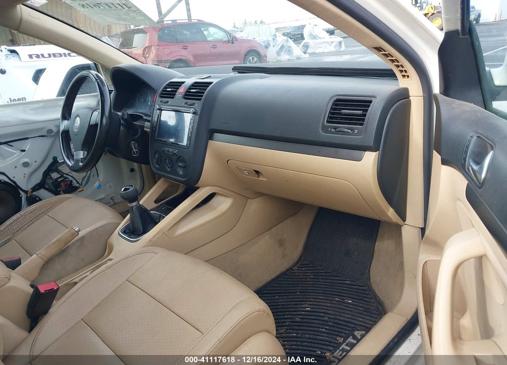 2008 VOLKSWAGEN JETTA VIN: 3VWRM71K68M087459