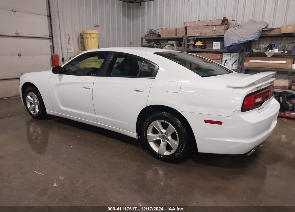 2011 DODGE CHARGER VIN: 2B3CL3CG5BH502405