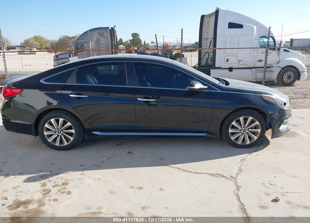 2017 HYUNDAI SONATA SPORT VIN: 5NPE34AF2HH496179