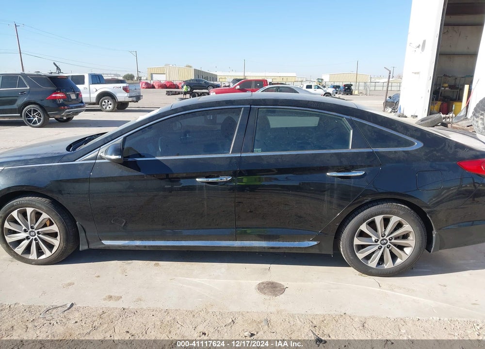 2017 HYUNDAI SONATA SPORT VIN: 5NPE34AF2HH496179
