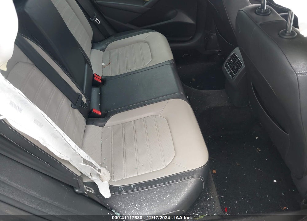 2014 VOLKSWAGEN PASSAT VIN: 1VWBT7A33EC076204