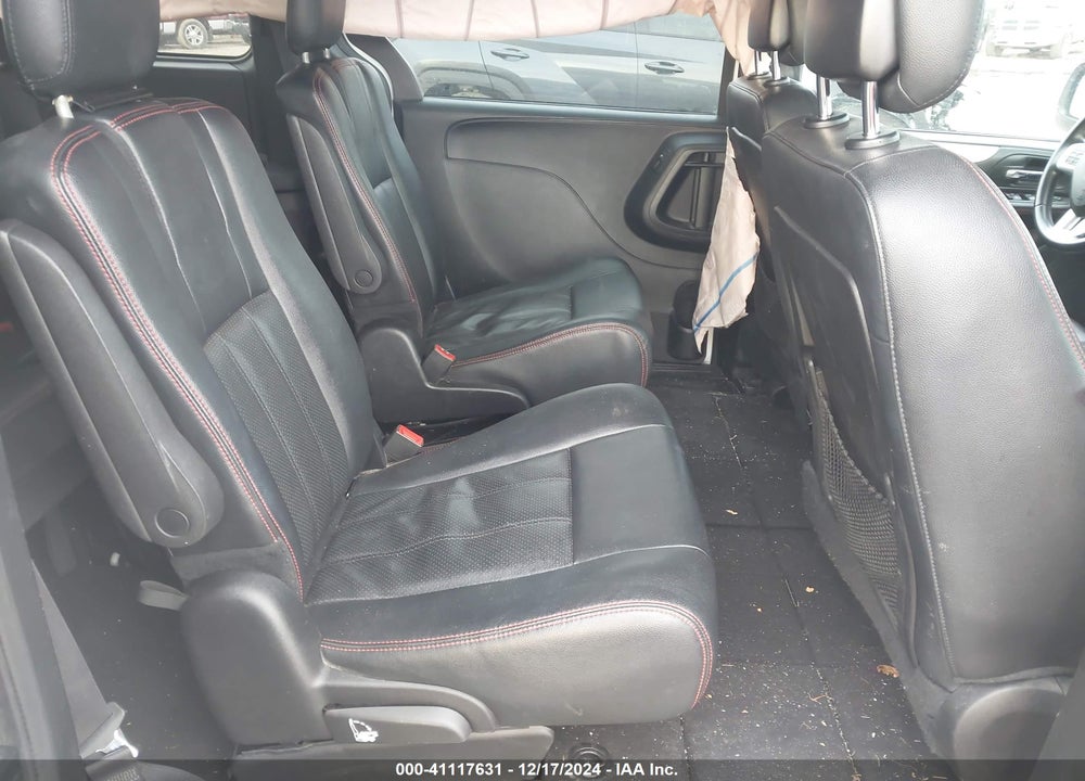 2016 DODGE GRAND CARAVAN R/T VIN: 2C4RDGEG0GR275328
