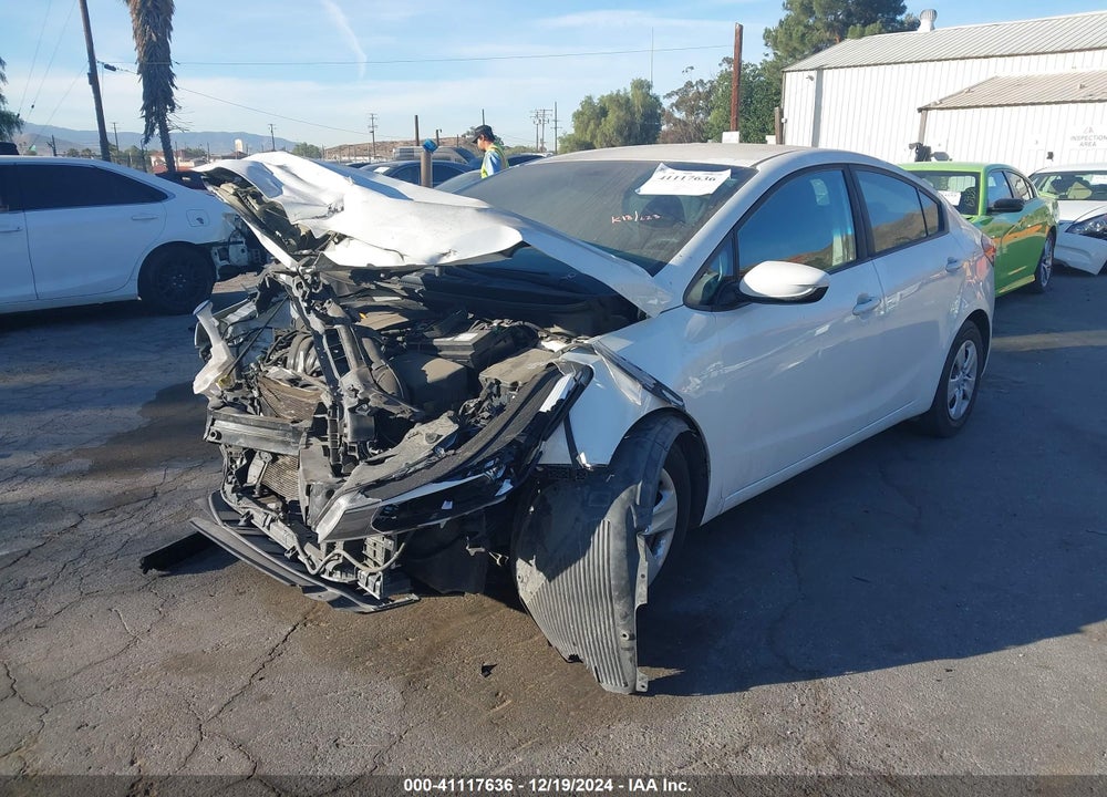 2017 KIA FORTE VIN: 3KPFK4A77HE105080