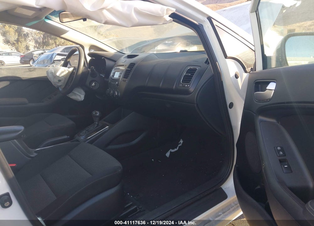 2017 KIA FORTE VIN: 3KPFK4A77HE105080
