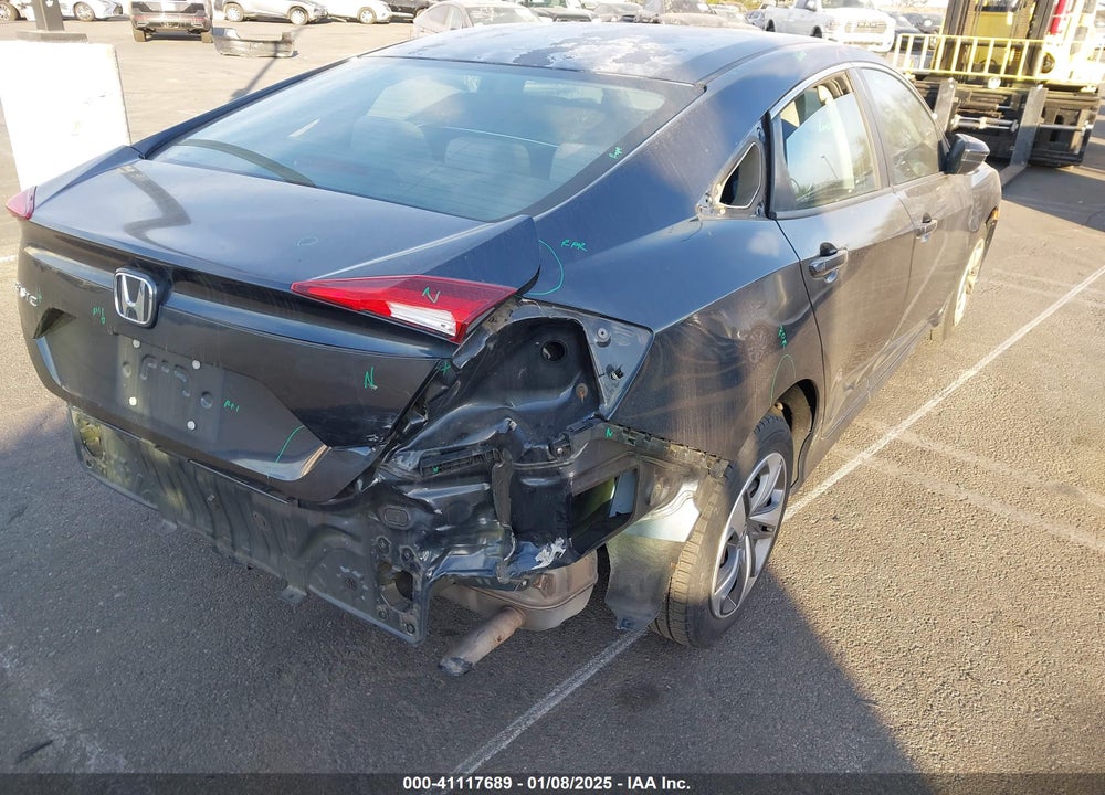 2019 HONDA CIVIC LX VIN: 2HGFC2F60KH555927