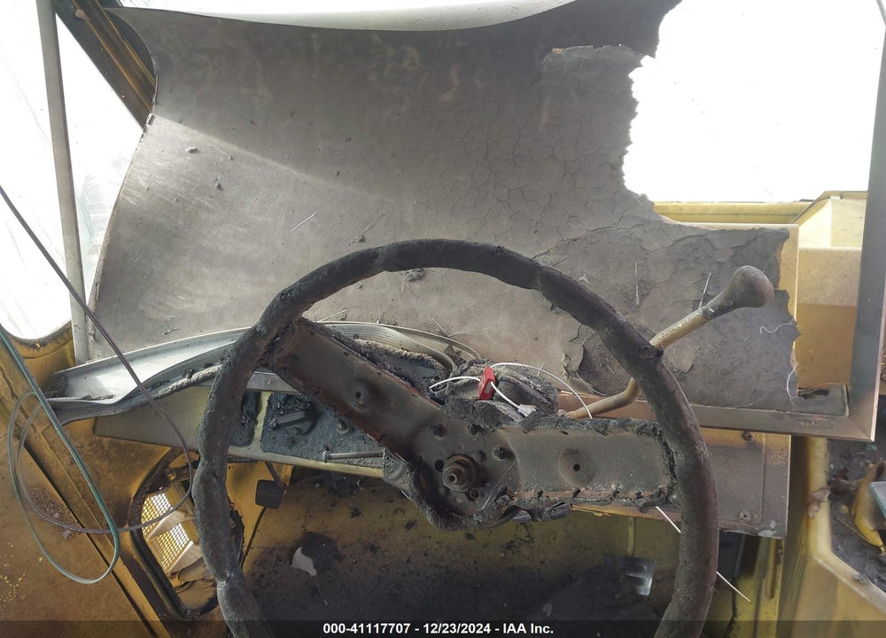 2000 WORKHORSE CUSTOM CHASSIS FORWARD CONTROL CHASSIS P3500 VIN: 5B4HP32Y5Y3313533