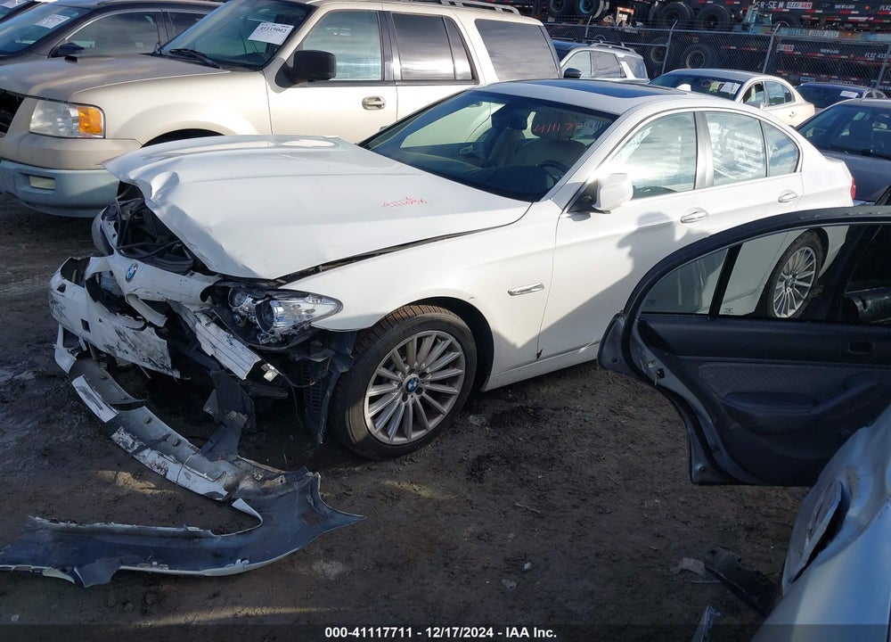 2013 BMW 535 VIN: WBAFR7C55DC828434