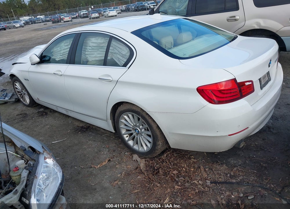 2013 BMW 535 VIN: WBAFR7C55DC828434