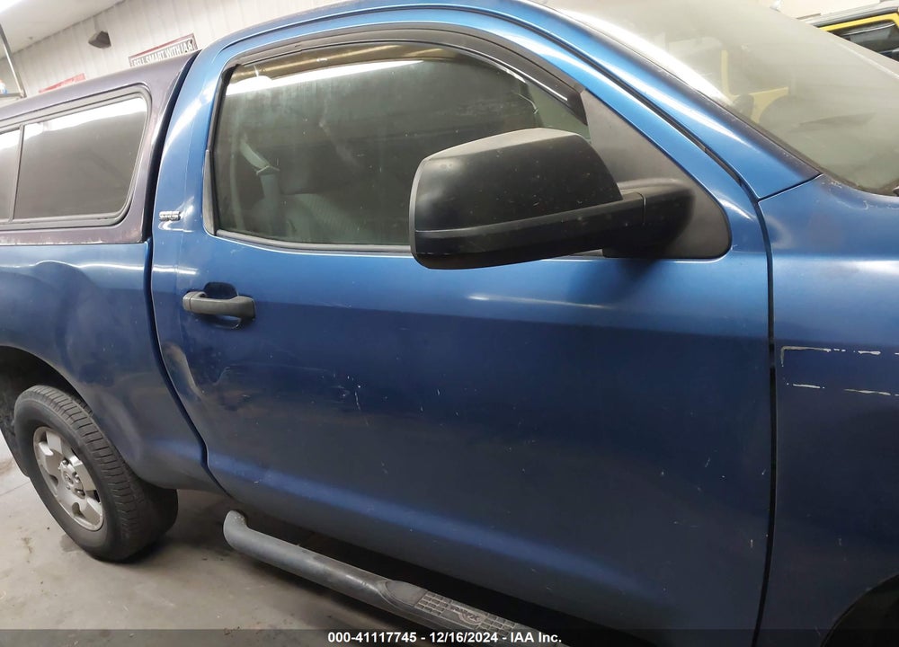 2007 TOYOTA TUNDRA BASE 5.7L V8 VIN: 5TFJV52117X001281