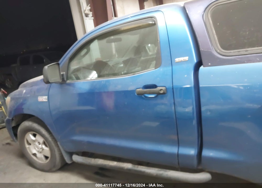 2007 TOYOTA TUNDRA BASE 5.7L V8 VIN: 5TFJV52117X001281