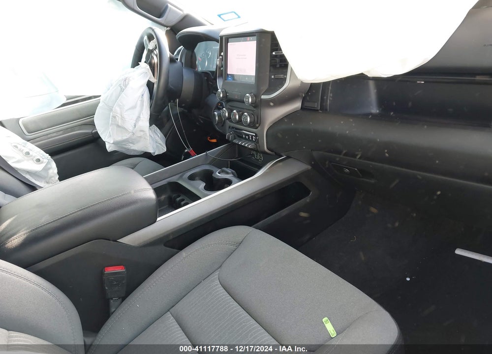 2022 RAM 1500 VIN: 1C6RREBTXNN152855