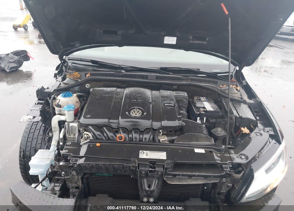 2011 VOLKSWAGEN JETTA 2.5L SE VIN: 3VWDZ7AJ0BM341600