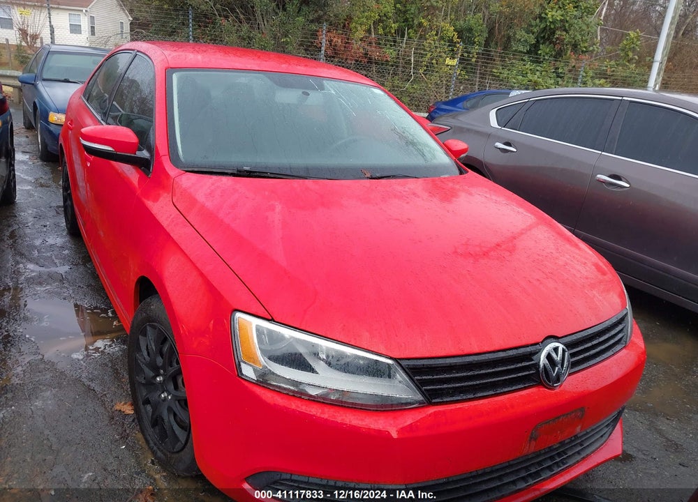 2014 VOLKSWAGEN JETTA 1.8T SE VIN: 3VWD17AJ3EM298138