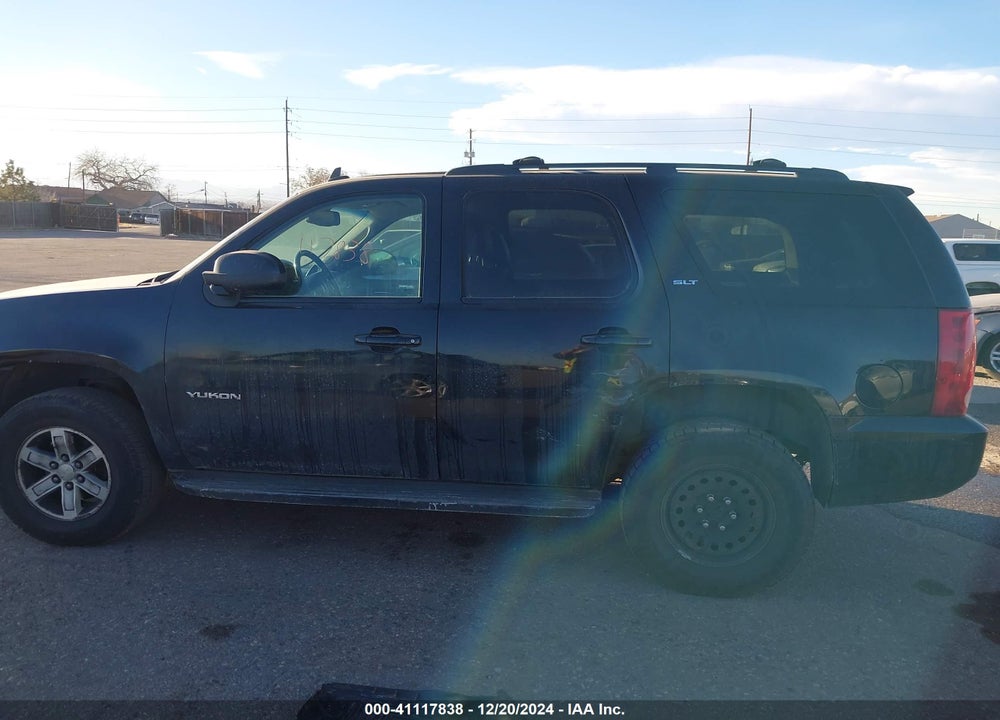 2014 GMC YUKON SLT VIN: 1GKS2CE03ER196133
