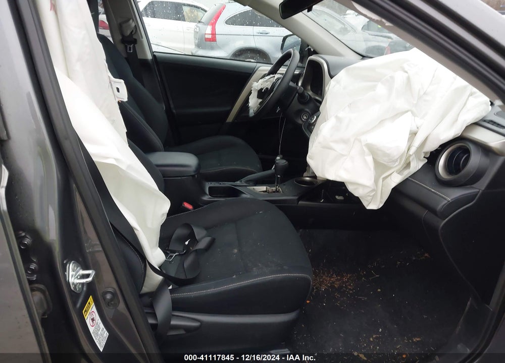 2013 TOYOTA RAV4 XLE VIN: 2T3WFREV3DW060163