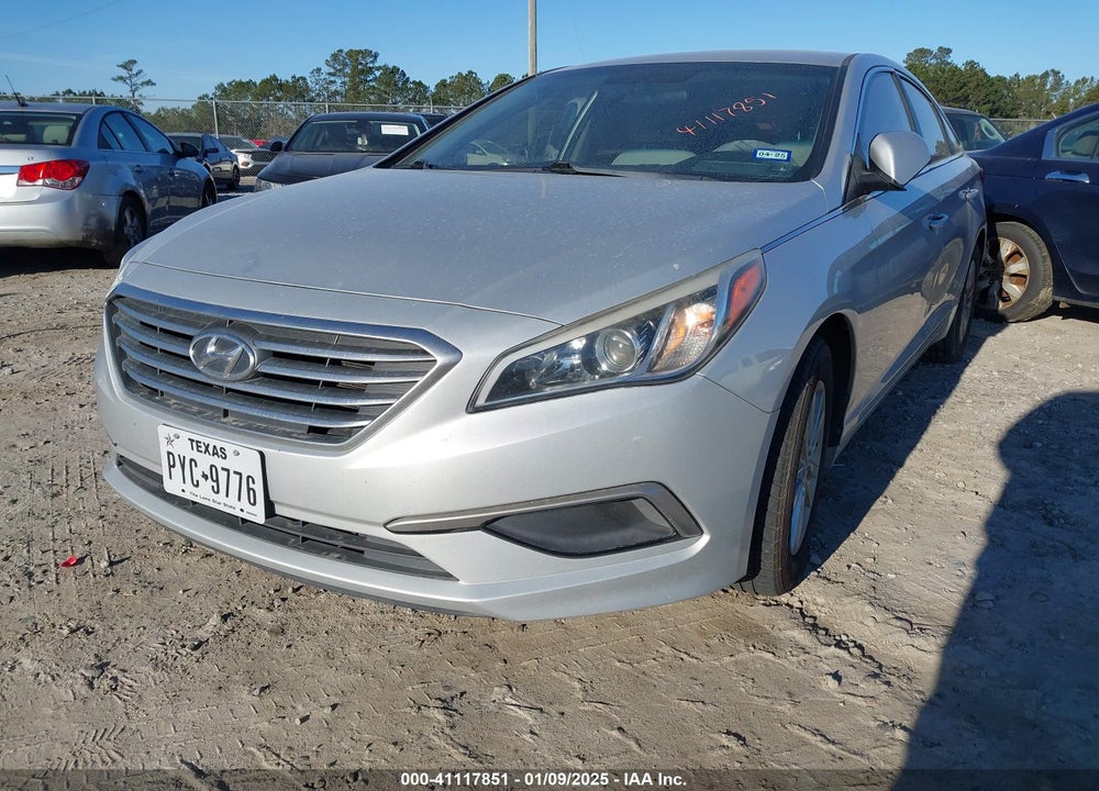 2017 HYUNDAI SONATA VIN: 5NPE24AF5HH532563