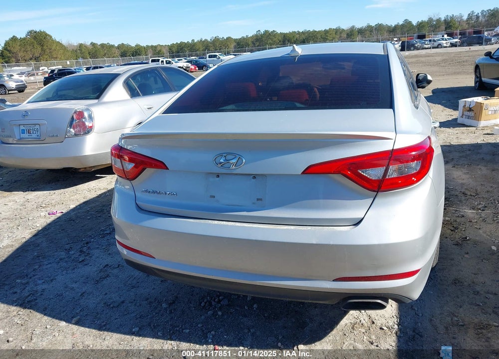 2017 HYUNDAI SONATA VIN: 5NPE24AF5HH532563