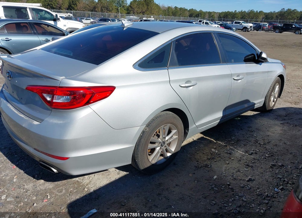 2017 HYUNDAI SONATA VIN: 5NPE24AF5HH532563