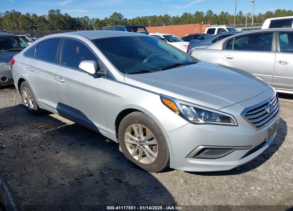 2017 HYUNDAI SONATA VIN: 5NPE24AF5HH532563