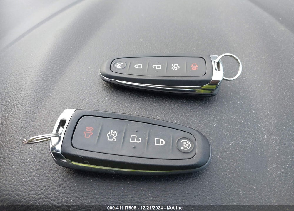2013 FORD FOCUS TITANIUM VIN: 1FADP3J29DL149029