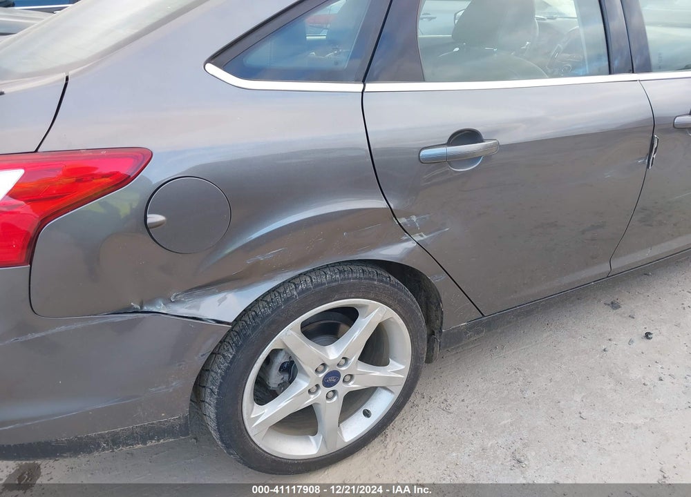 2013 FORD FOCUS TITANIUM VIN: 1FADP3J29DL149029