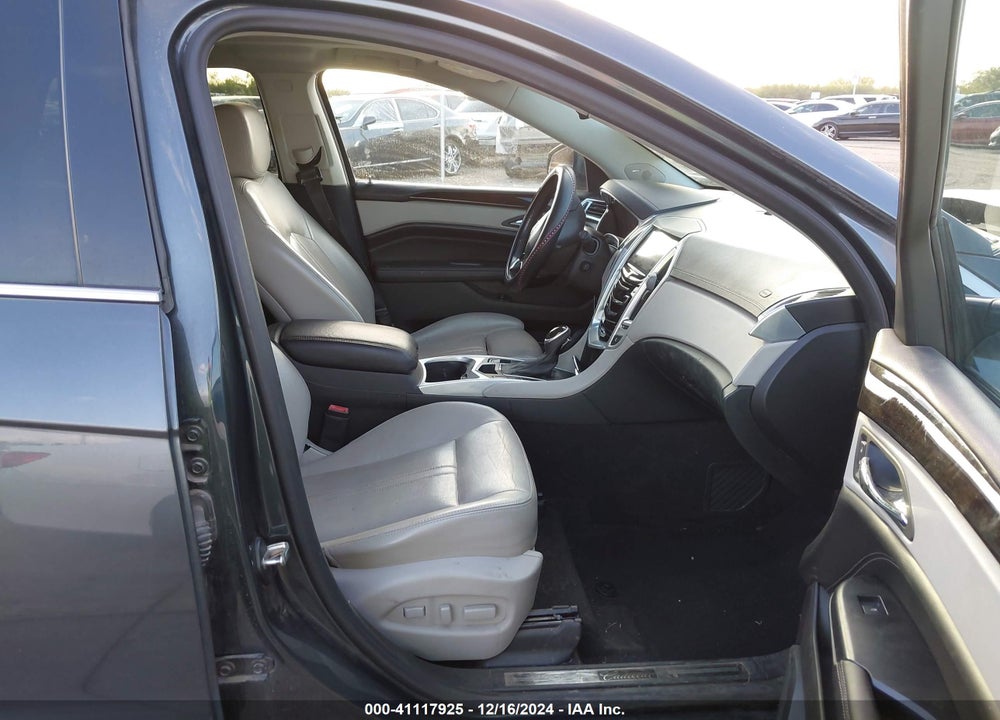 2013 CADILLAC SRX PERFORMANCE COLLECTION VIN: 3GYFNDE39DS614656