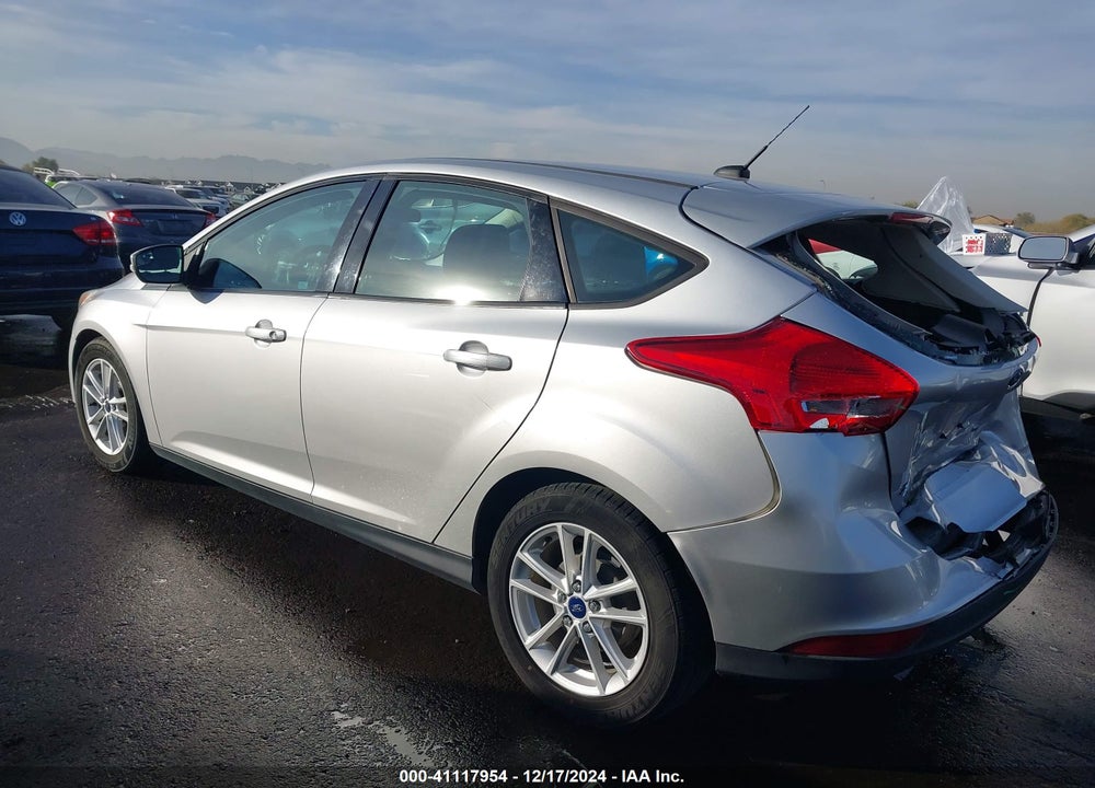 2017 FORD FOCUS SE VIN: 1FADP3K28HL264080