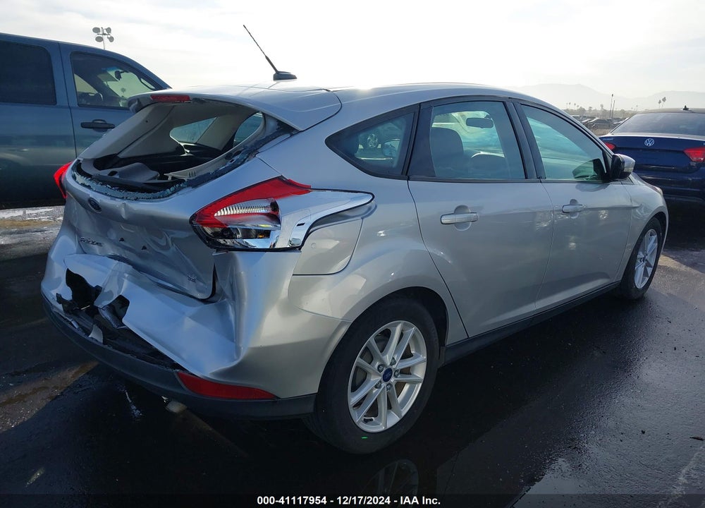 2017 FORD FOCUS SE VIN: 1FADP3K28HL264080