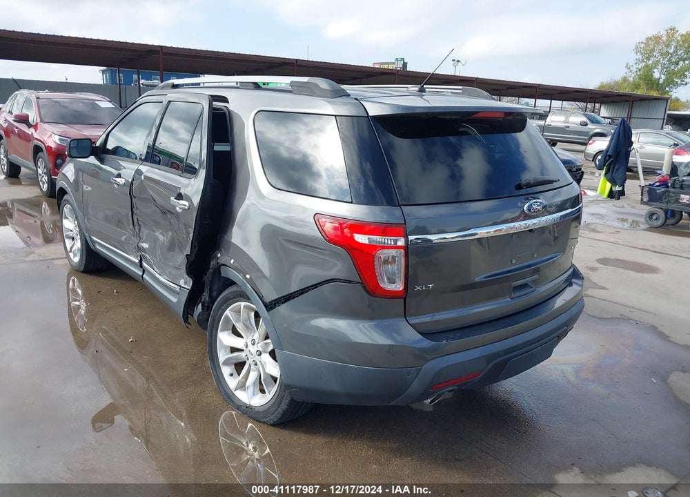 2015 FORD EXPLORER VIN: 1FM5K7D82FGA13899