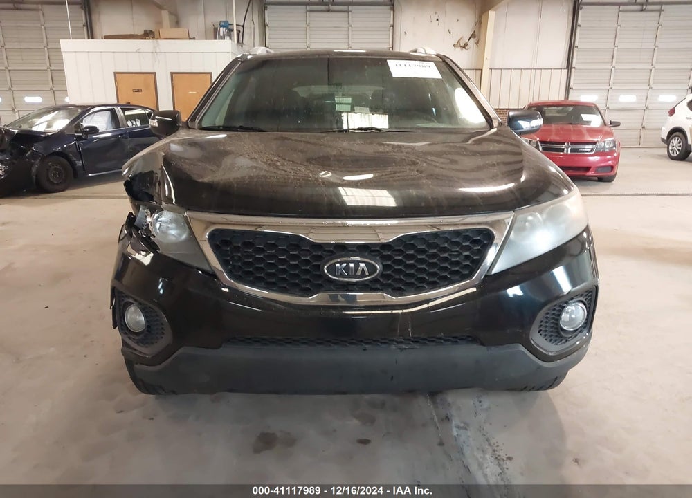 2011 KIA SORENTO LX VIN: 5XYKT3A16BG183510