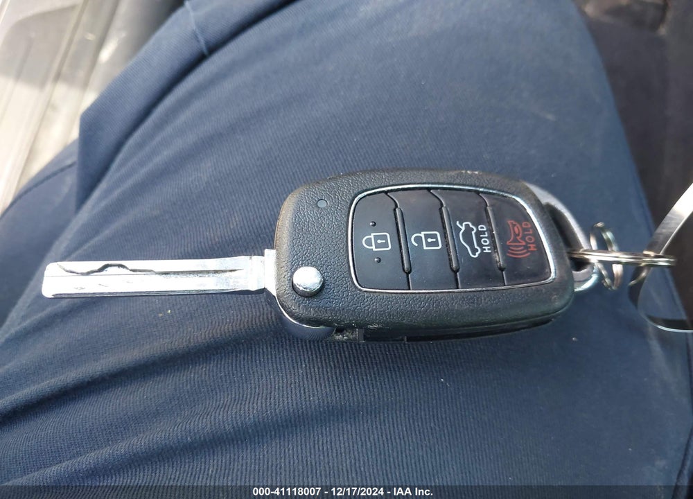 2019 HYUNDAI SONATA VIN: 5NPE24AF5KH739171