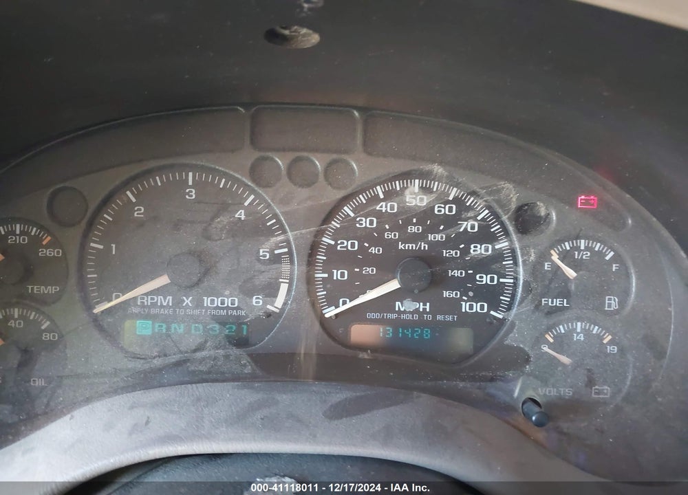 2003 CHEVROLET S-10 LS VIN: 1GCCS19X338110074