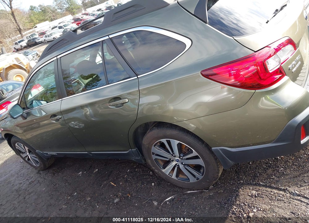 2018 SUBARU OUTBACK 2.5I LIMITED VIN: 4S4BSANC9J3225475