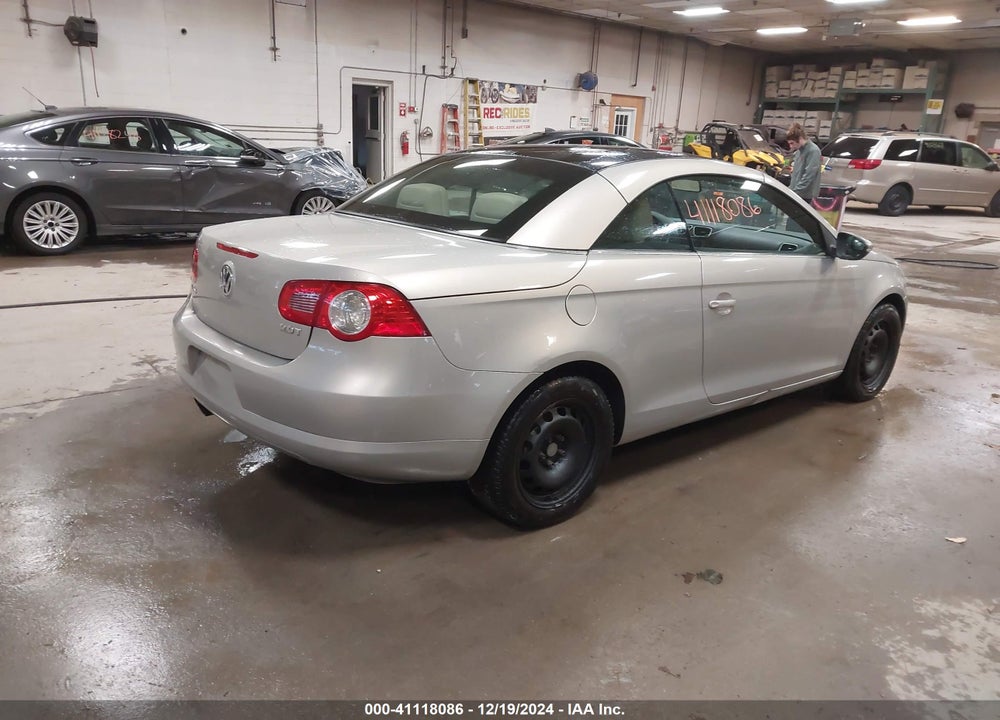 2009 VOLKSWAGEN EOS KOMFORT VIN: WVWBA71F99V018739