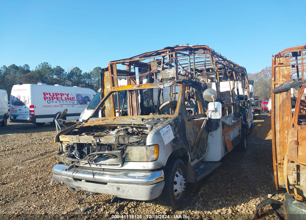 2002 FORD E-450 CUTAWAY STANDARD VIN: 1FDXE45F82HB75987