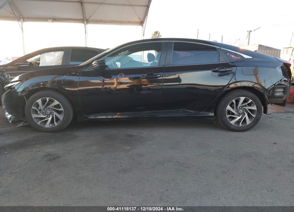 2018 HONDA CIVIC EX VIN: 2HGFC2F7XJH590868