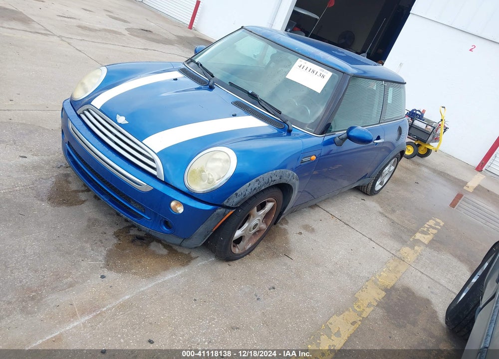 2006 MINI COOPER VIN: WMWRC335X6TK65049