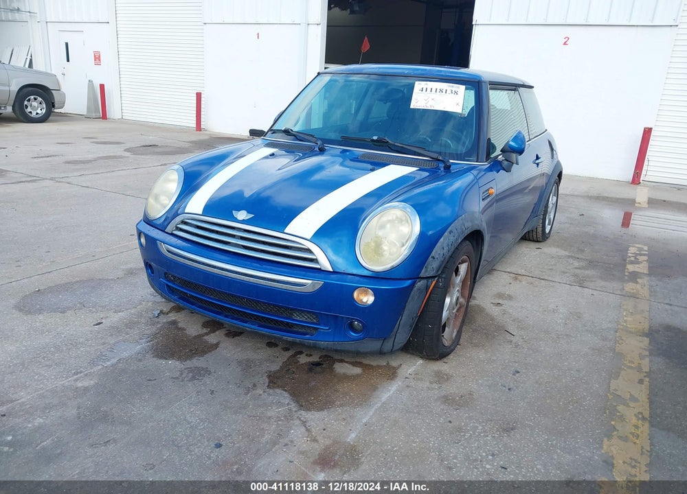 2006 MINI COOPER VIN: WMWRC335X6TK65049