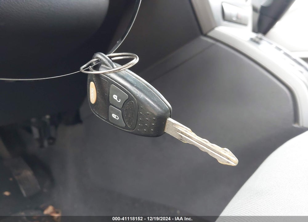 2007 JEEP COMPASS SPORT VIN: 1J8FF47W87D419588