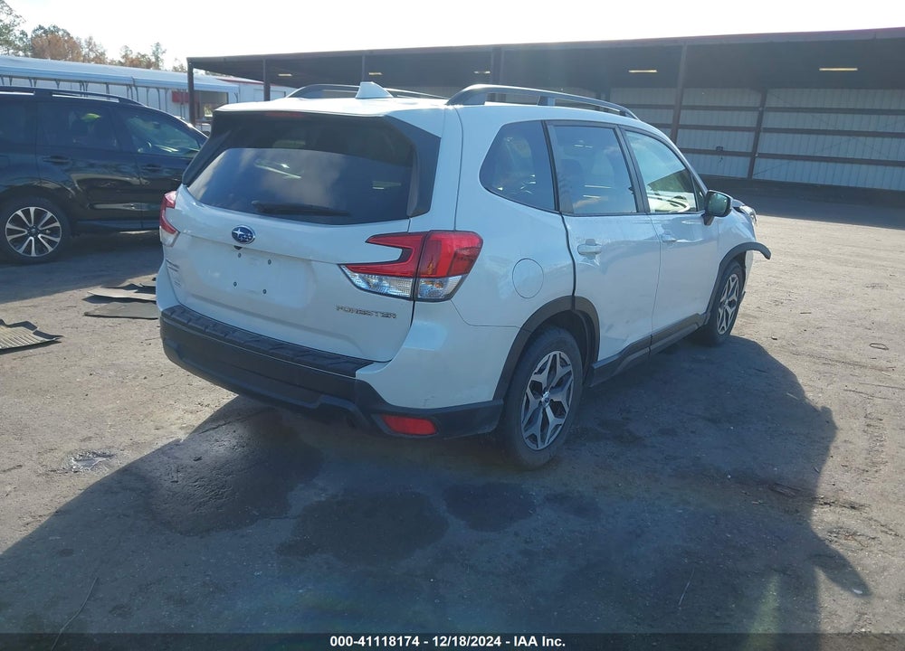 2021 SUBARU FORESTER PREMIUM VIN: JF2SKAJC7MH423040