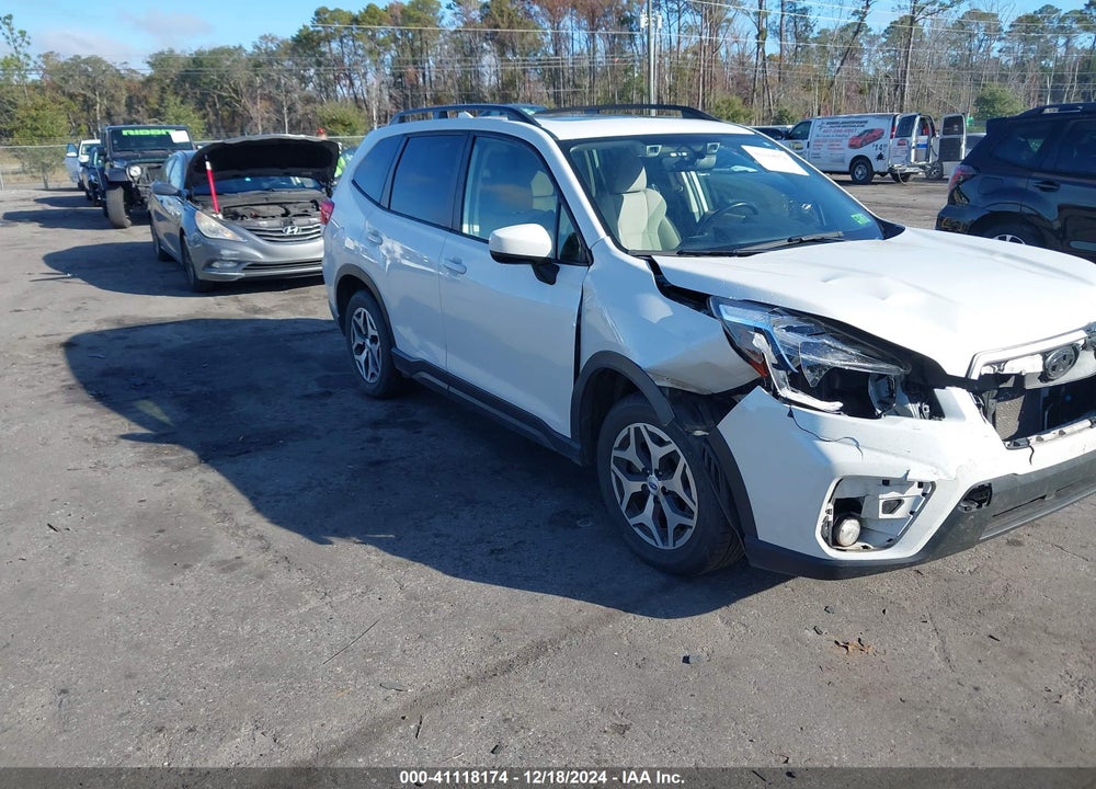 2021 SUBARU FORESTER PREMIUM VIN: JF2SKAJC7MH423040