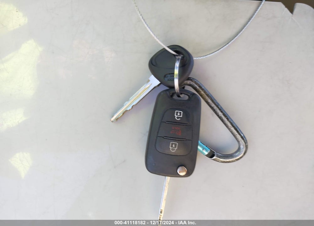 2011 KIA SOUL VIN: KNDJT2A2XB7712436